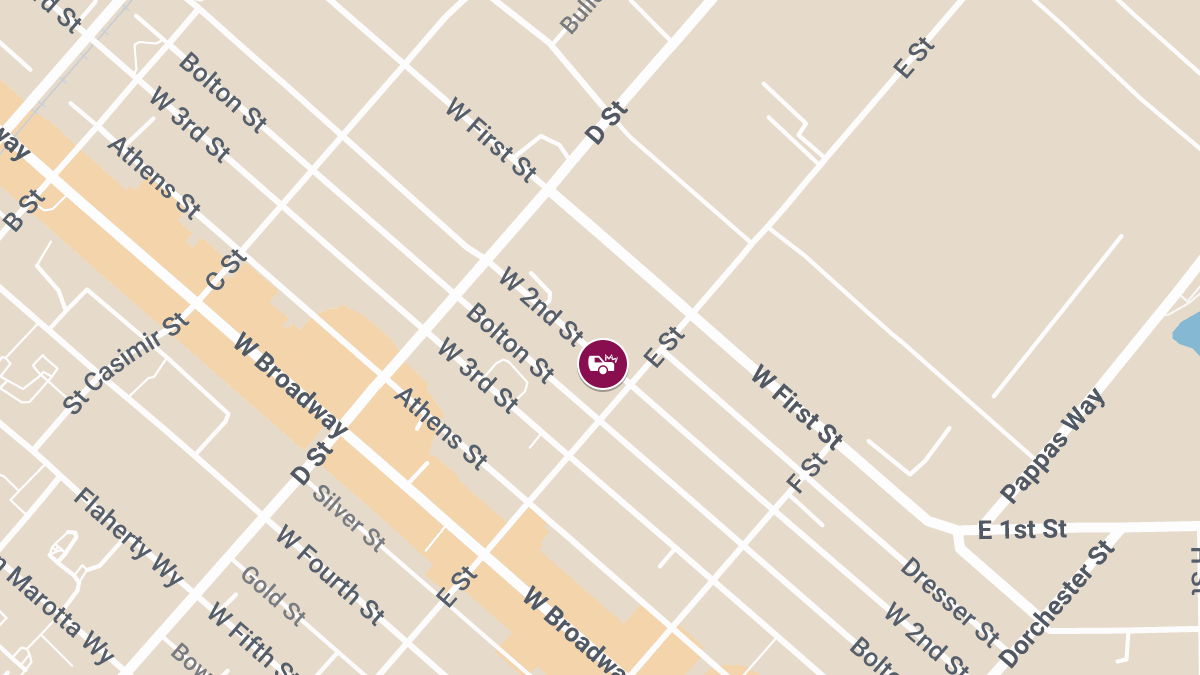 Injury Crash on W 2nd St