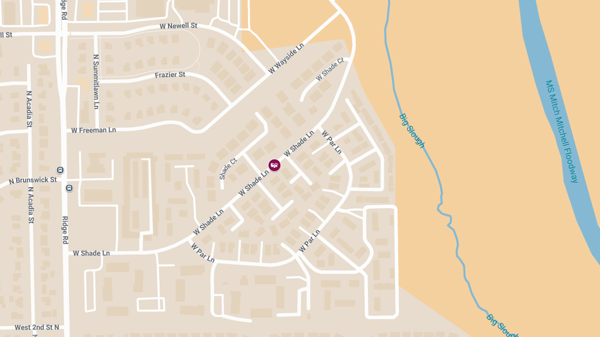 Injury Crash on W Shade Ln near Apts