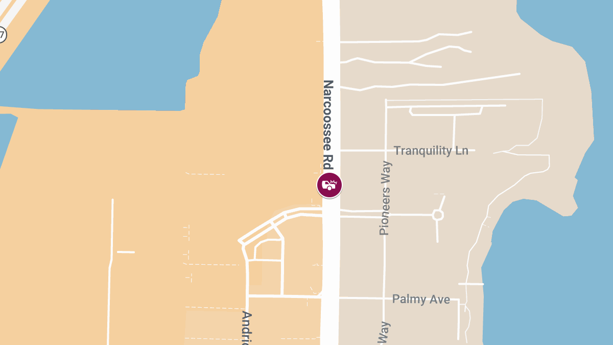 Man Suffers Wrist Injury in Crash on Narcoossee Rd