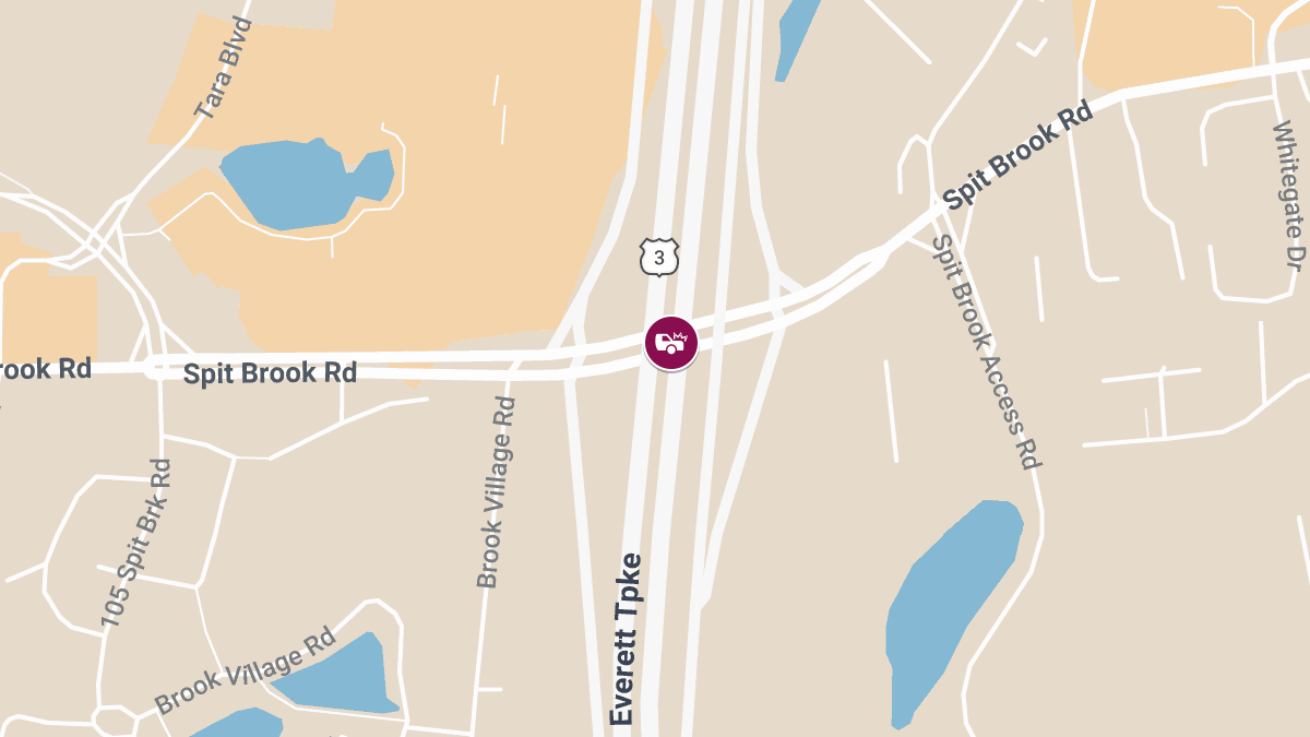 Motor Vehicle Accident With Injury at Spit Brook Rd & Everett Turnpike