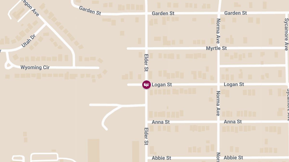 Motorcycle Crash With Injuries at Logan St & Elder St