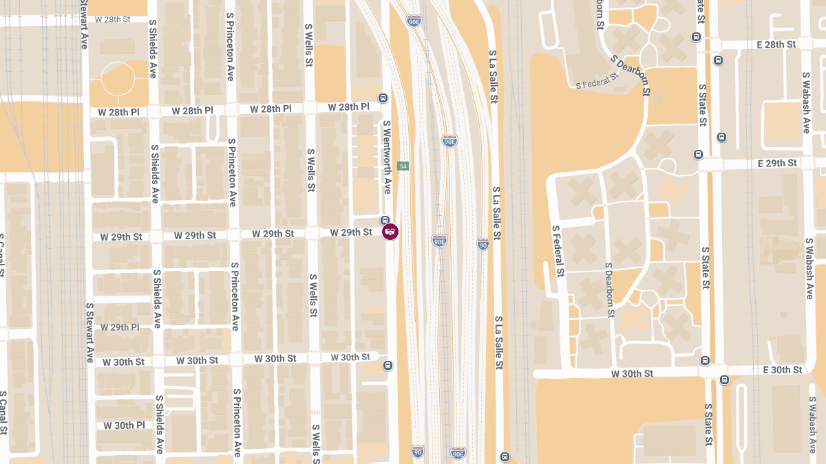 Multiple-Injury Crash Reported Near W 29th St & S Wentworth Ave