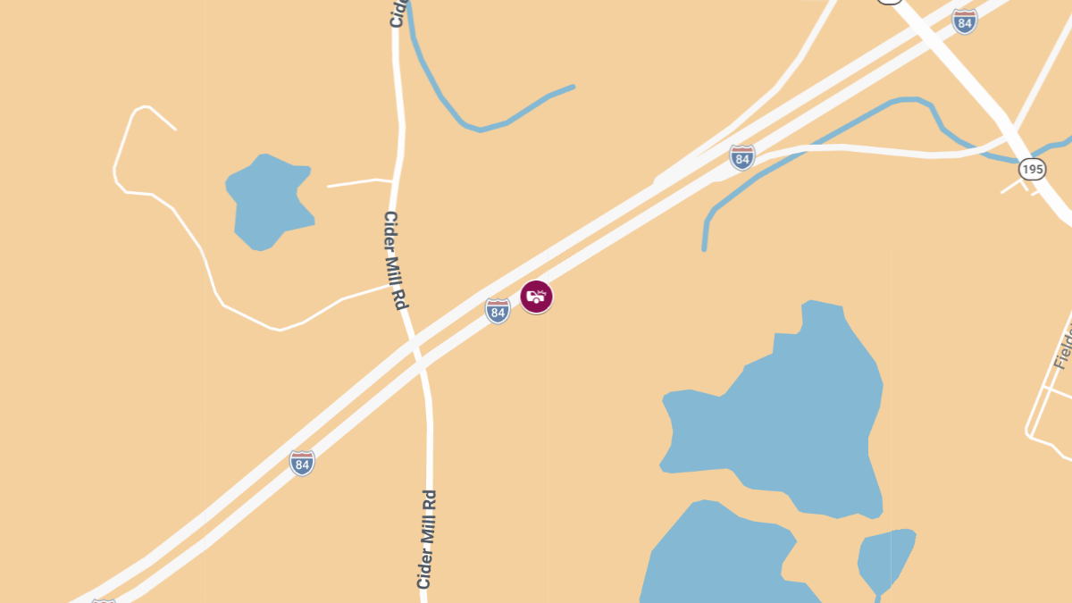 Tractor-Trailer Accident With Injuries on I-84 East