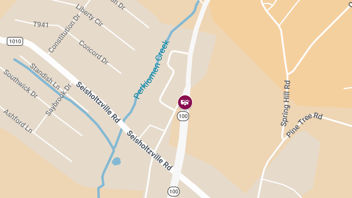 Two Injured in Minivan and Pickup Crash on Route 100