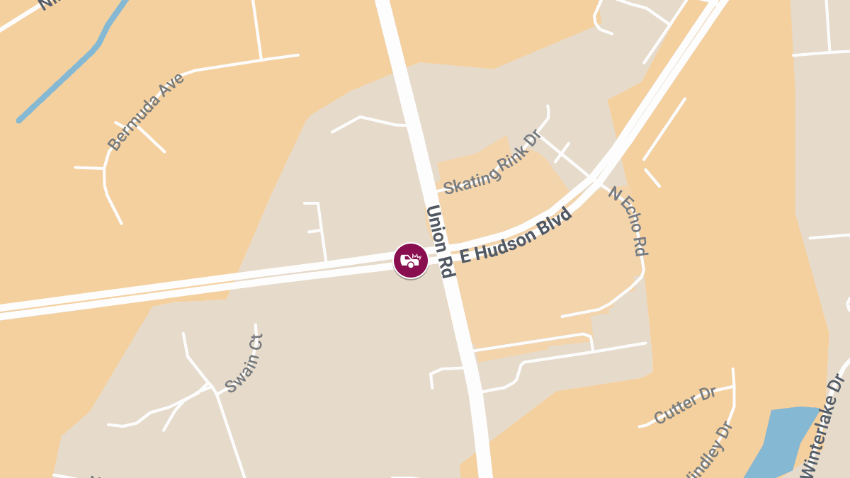 Two-Vehicle Crash With Injuries at Union Rd & E Hudson Blvd