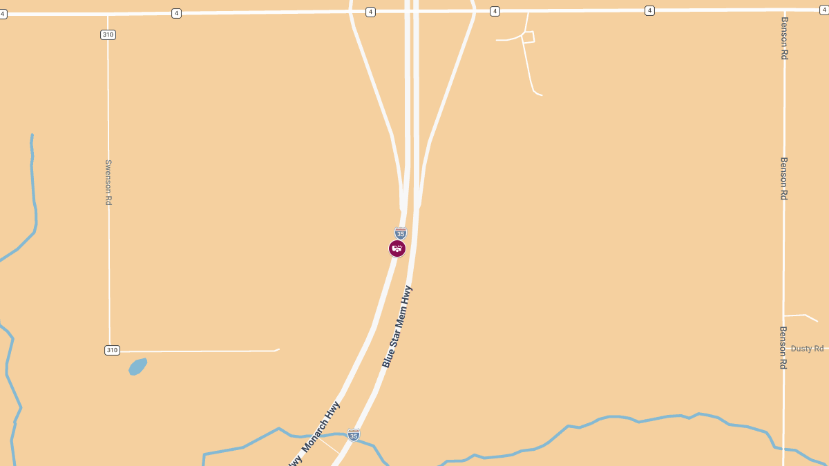 Two-Vehicle Crash on I-35 Results in Injuries Near County Rd 4