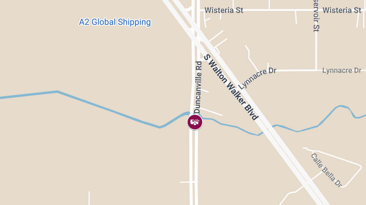 Vehicle Accident With Injuries Reported at 3000 Duncanville Rd