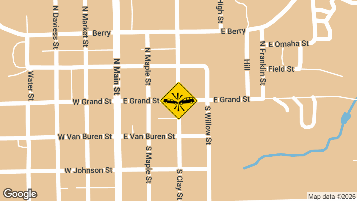 E Grand St and Clay St