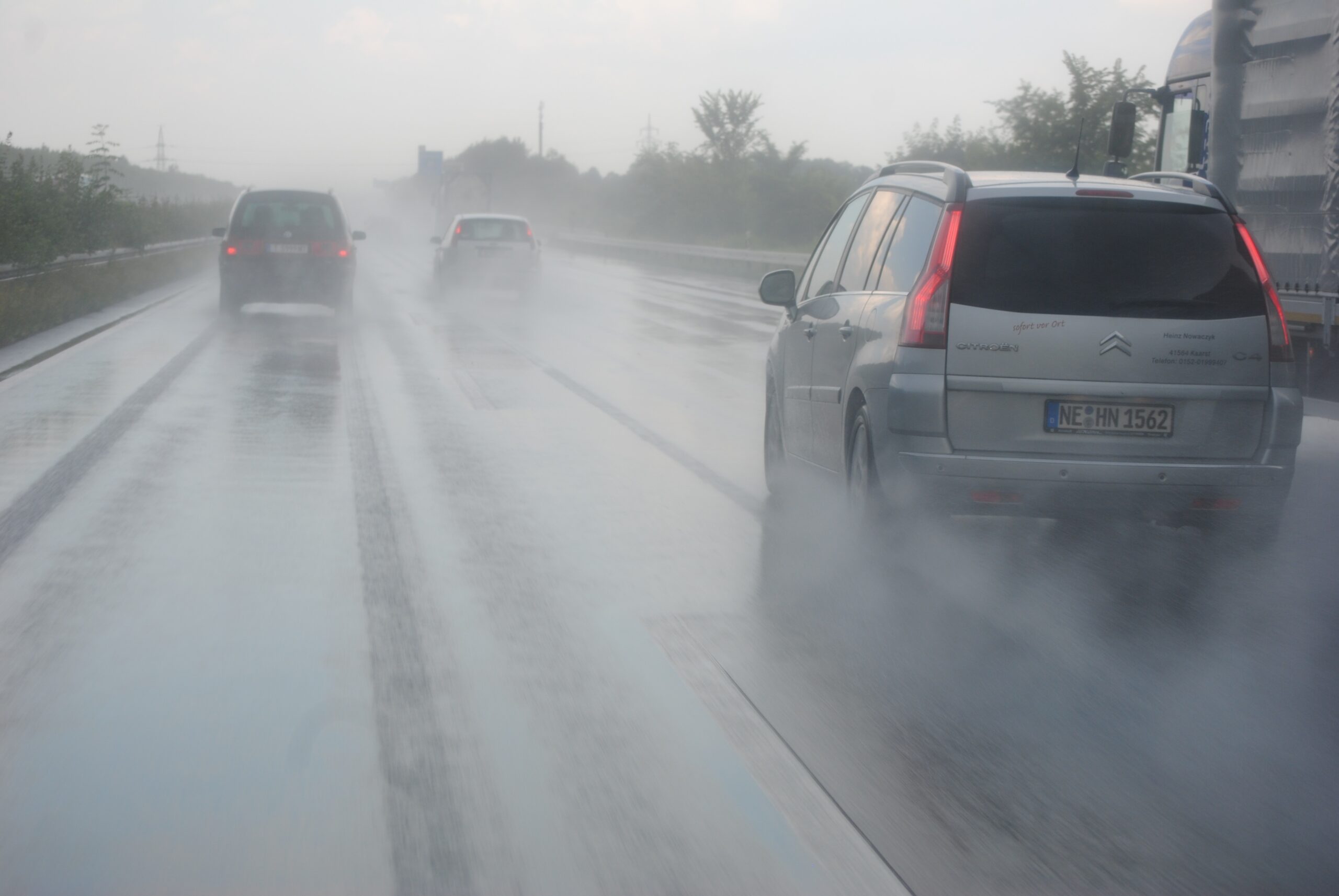 Why Are Wet Roads More Dangerous Than Drivers Expect?