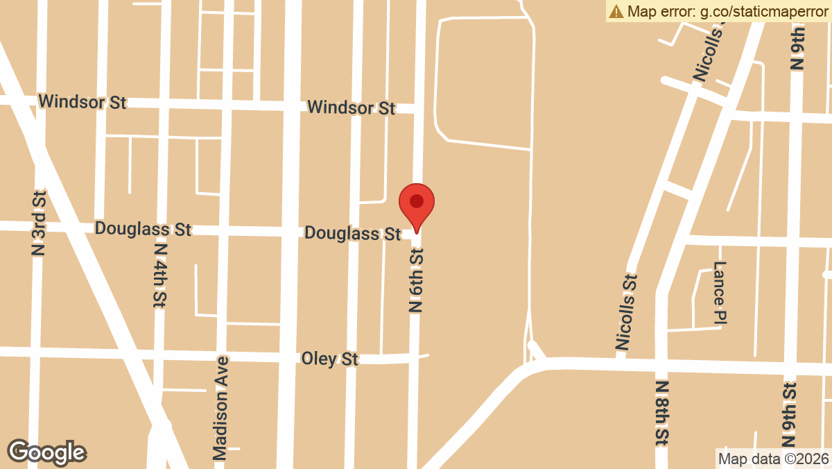N 6th St and Douglass St