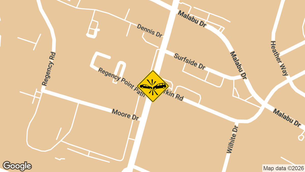 An injury crash was reported Wednesday, August 19, on Nicholasville Road near Larkin Road in Lexington.