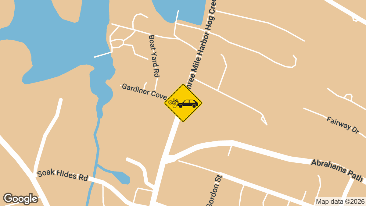 Three Mile Harbor Hog Creek Rd & Gardiner Cove Rd, S